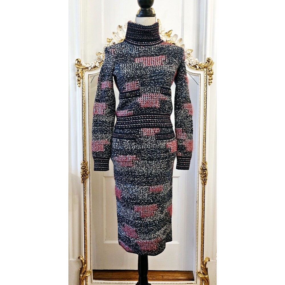 Chanel 2015 15B 2-piece Set: Tweed Pullover (FR 34) and Skirt (FR 36)